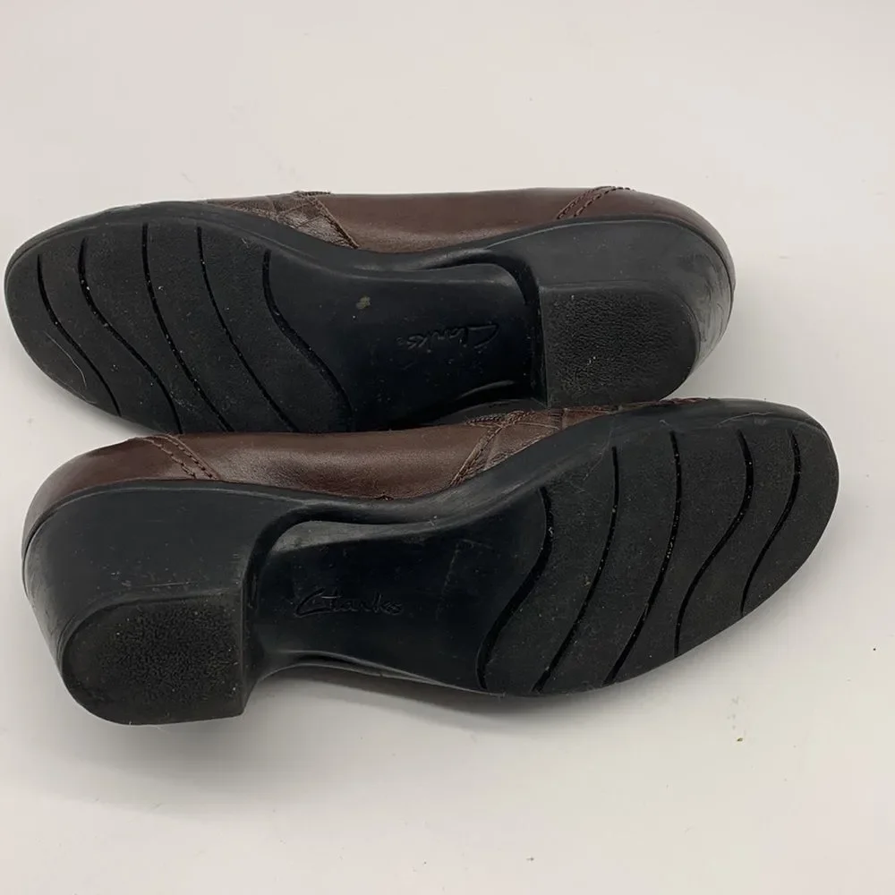 Clarks Bendables Brown Leather Booties size 9M